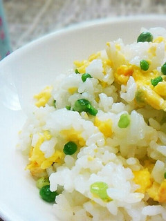 育ちすぎ きぬさやえんどうで豆チャーハン-レシピのメイン写真