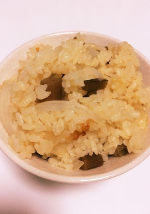 玉ねぎ･フキの煮物の炊き込みご飯-レシピのメイン写真