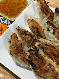 簡単!肉汁溢れる〜♡ジューシー肉餃子-レシピのメイン写真