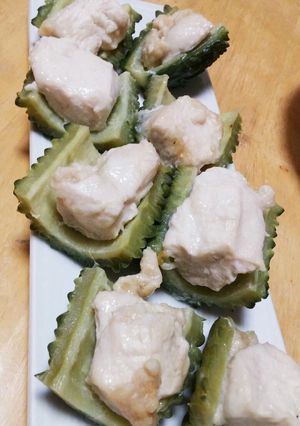 レンジで簡単！ゴーヤとむね肉の挟み蒸し-レシピのメイン写真