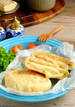 早くて簡単♡平焼きハム＆チーズパン！-レシピのメイン写真