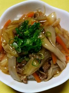 牛肉少しで☆キャベツ 舞茸のあんかけ丼♡-レシピのメイン写真