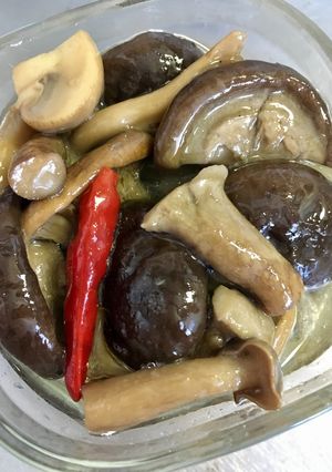 生しいたけときのこのオイル煮ポン酢風味-レシピのメイン写真
