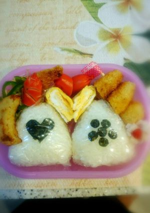 キャラ弁よりも簡単に おにぎり弁当-レシピのメイン写真