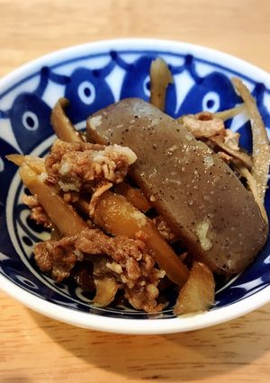 作り置き☆ゴボウ・こんにゃくと牛肉の煮物-レシピのメイン写真