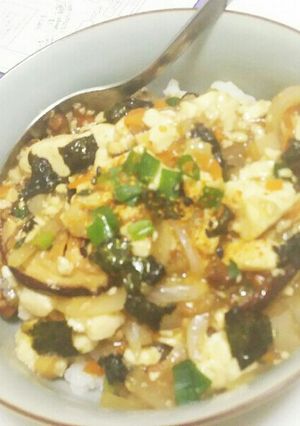 漫画飯にがくてあまい☆炒り豆腐丼-レシピのメイン写真