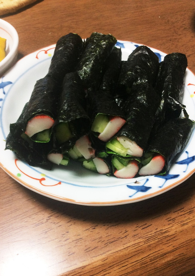 きゅうりとカニカマのおかず海苔巻き-レシピのメイン写真