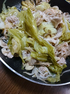 フライパンで簡単に☆豚バラとキャベツ蒸し-レシピのメイン写真