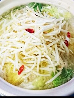 白菜、もやし、豚肉のピリ辛さっぱり鍋-レシピのメイン写真