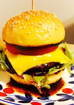 みんな大好きハンバーガー(´･_･`)-レシピのメイン写真
