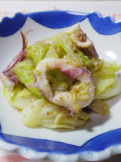 キャベツとイカのごま酢和え 酢生姜もOK-レシピのメイン写真