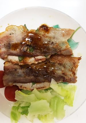 簡単、ベーコンと豚肉のサルティンボッカ-レシピのメイン写真