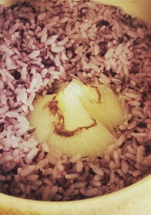 玉ねぎの黒米炊き込みご飯-レシピのメイン写真
