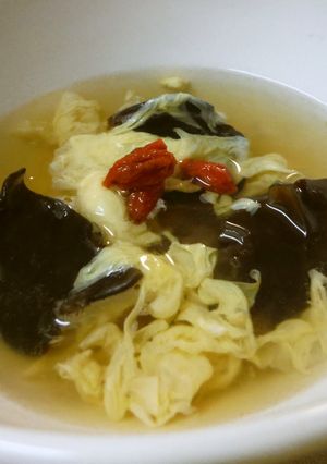 黒キクラゲ＆クコの実入り♪かきたま汁-レシピのメイン写真
