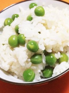 鮮やか緑のえんどう豆ごはん☆-レシピのメイン写真