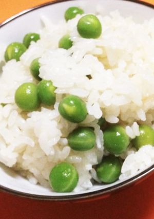 鮮やか緑のえんどう豆ごはん☆-レシピのメイン写真