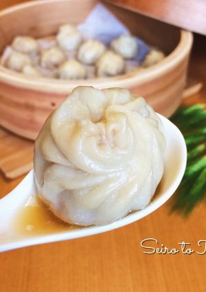 肉汁じゅわ〜♪皮から手作り小籠包-レシピのメイン写真