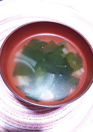 新玉葱わかめスープ-レシピのメイン写真