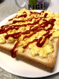 炒り卵で手軽にエッグトースト-レシピのメイン写真
