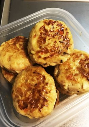 鶏ひき肉とはんぺんのふわふわハンバーグ-レシピのメイン写真