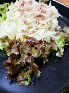 玉ねぎとツナのわさびマヨ和え-レシピのメイン写真