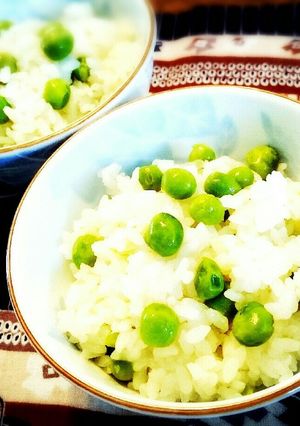 新緑の季節感じる✨豆ごはん-レシピのメイン写真