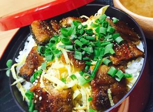 市販のちらし寿司で簡単♪うなぎちらし寿司-レシピのメイン写真