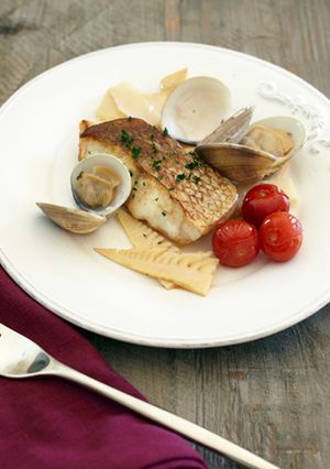 鯛のムニエル・はまぐりの白ワインソース-レシピのメイン写真