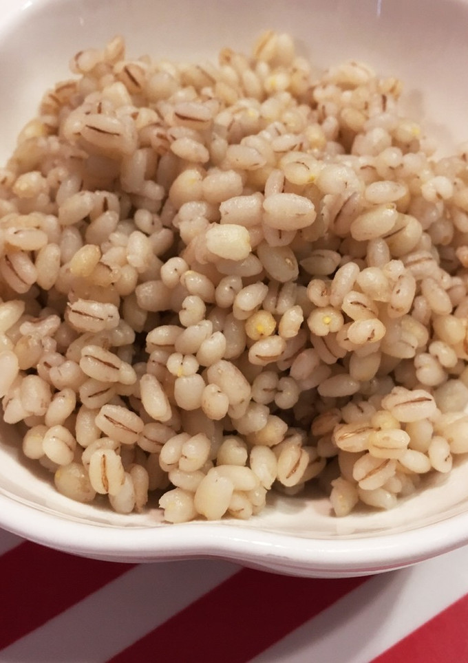 炊飯器で簡単☆もち麦だけ☆10割炊き-レシピのメイン写真