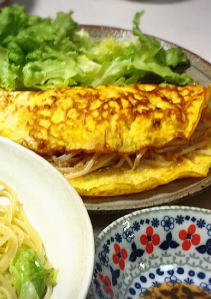とりそぼろとバジル缶♡バインセオ風卵焼き-レシピのメイン写真
