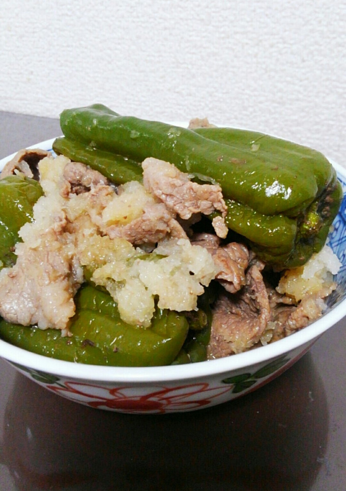 簡単＊まるごとピーマンと牛肉の煮物-レシピのメイン写真