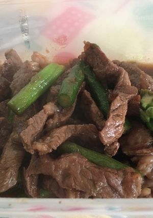 牛肉とアスパラのオイスターソース炒め-レシピのメイン写真