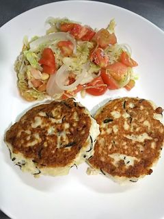 鶏むね肉とひじきの豆腐ハンバーグ-レシピのメイン写真