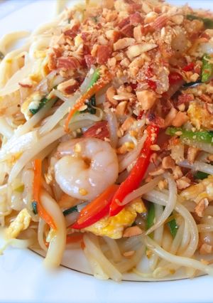 野菜たっぷり！パッタイみたいな焼きうどん-レシピのメイン写真