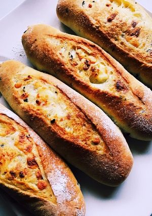 オリーブとチーズのパン(´･Д･)」-レシピのメイン写真