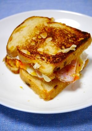 忙しい朝に♪フライパンで2分ホットサンド-レシピのメイン写真
