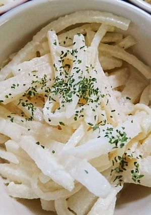 シャキッと大根のオイマヨサラダ-レシピのメイン写真