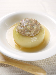 玉ねぎ丸ごと!肉詰めスープ-レシピのメイン写真
