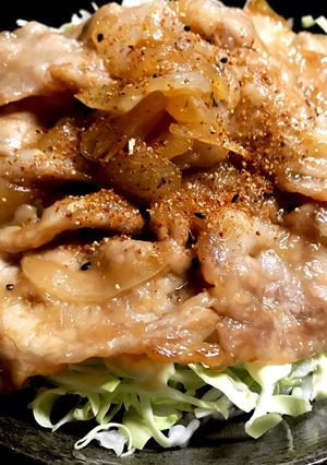 豚ロース肉 薄切りでしょうが焼き丼-レシピのメイン写真