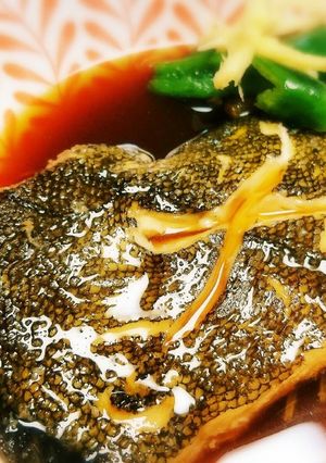 カレイの煮付け☆隠し味の黒飴でコクプラス-レシピのメイン写真