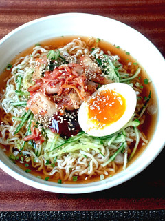 袋麺で☆韓国冷麺風☆キムチ冷やしラーメン-レシピのメイン写真
