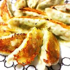 รูปของ 野菜たっぷりジューシー餃子