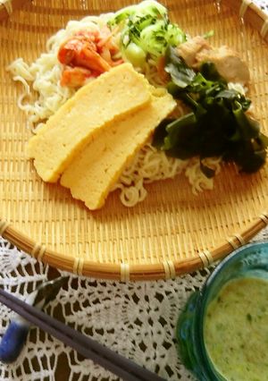 サッポロ一番塩ラーメン、キムチ乗せつけ麺-レシピのメイン写真