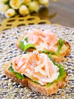 スモークサーモンのオープンサンド♪-レシピのメイン写真