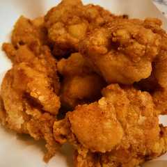 รูปของ フライパンで簡単❤️鶏の唐揚げ