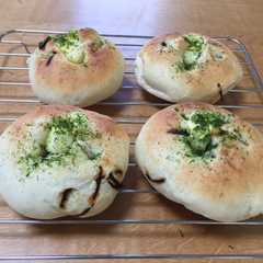 รูปของ 塩昆布の和風ふんわりパン♪