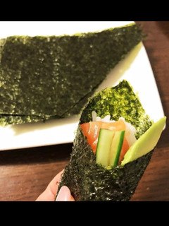 手巻き寿司にぴったりな海苔の切り方♫-レシピのメイン写真