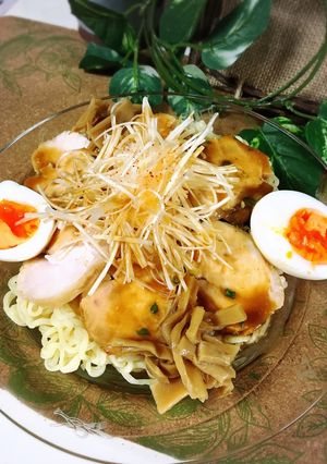鶏チャーシューdeピリ辛味噌冷やし麺-レシピのメイン写真