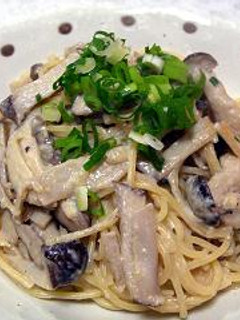 松茸香る、茸の和風クリームパスタ-レシピのメイン写真