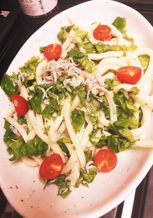 夏にぴったり簡単冷やし混ぜうどん-レシピのメイン写真
